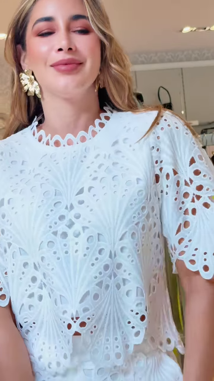 🤍 Ivory Echo – Lace That Moves with Grace - Image 3