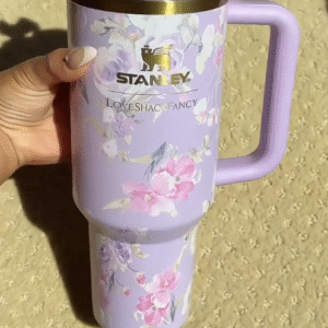 💜 BloomSip™ Floral Insulated Tumbler – Where Elegance Meets Everyday Hydration