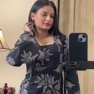 🖤 Straight Black Short Kurti – Classic Simplicity with Everyday Elegance ✨