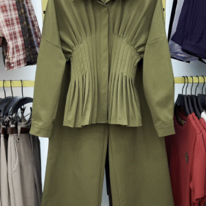 💚 Effortless Power Dressing: Green Shirt and Trouser Set ✨