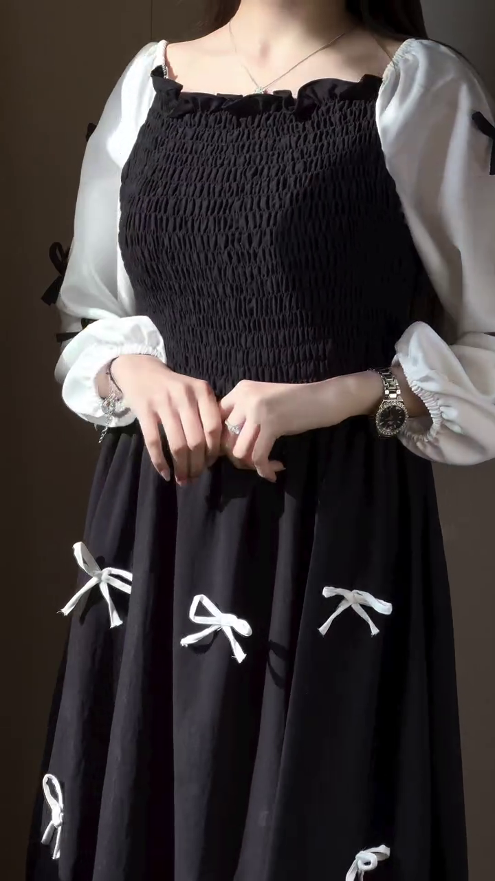 Elegant Flair: Western-Style Maxi Dress with Shirred Bodice and Bow Details - Image 2