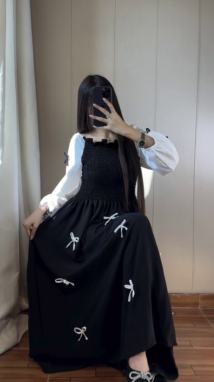 Elegant Flair: Western-Style Maxi Dress with Shirred Bodice and Bow Details - Image 5