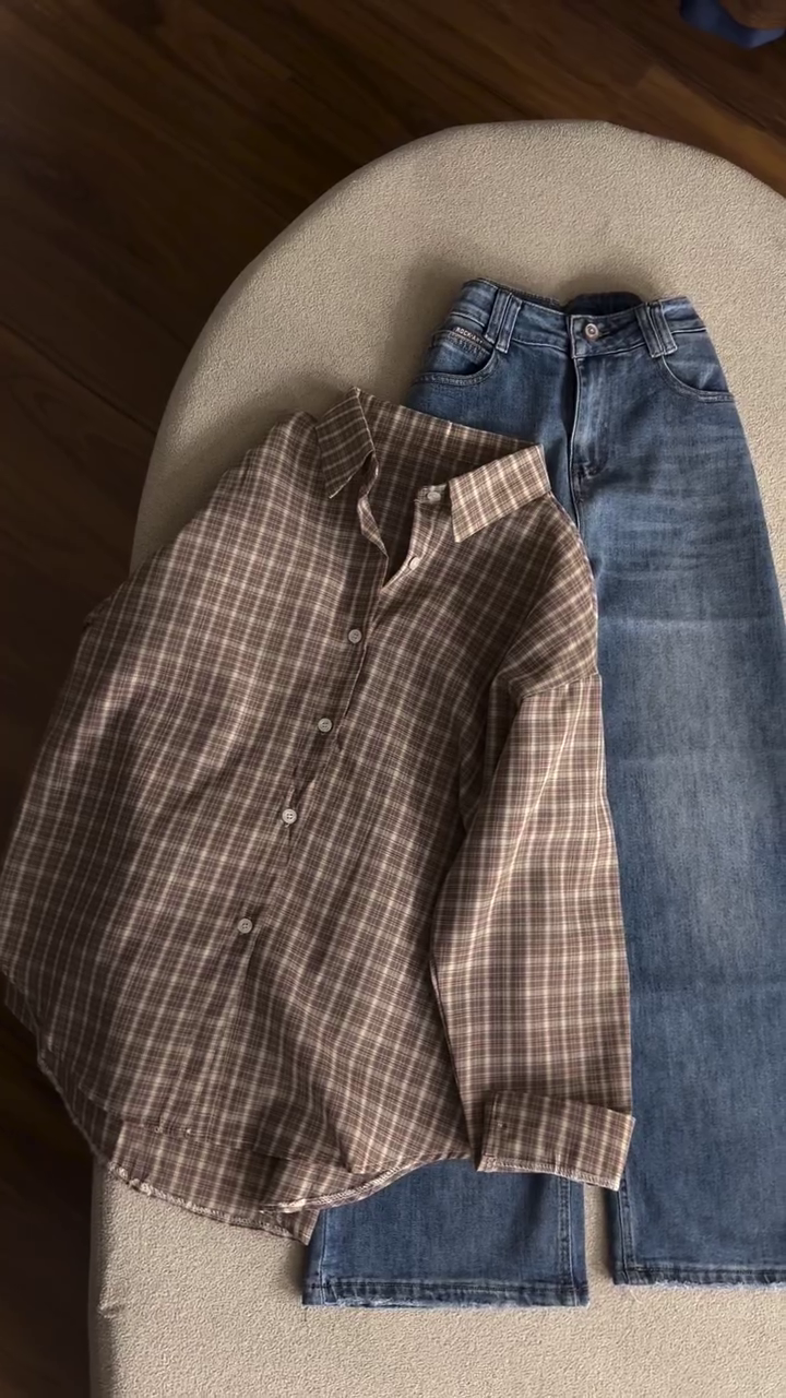 🤎 Effortless Smart-Casual: Brown Plaid Flannel Shirt with Beige Wide-Leg Trousers - Image 2