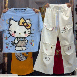 Cute Meets Street: Hello Kitty Oversized Tee & Cargo Set for Effortless Style 🐾✨